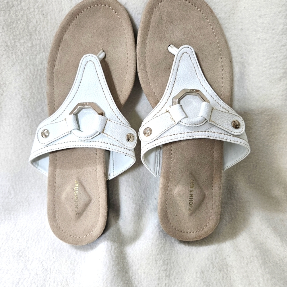 St. Johns Bay Sandals size 8.5